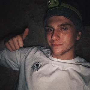 Meet your Posher, Cameron